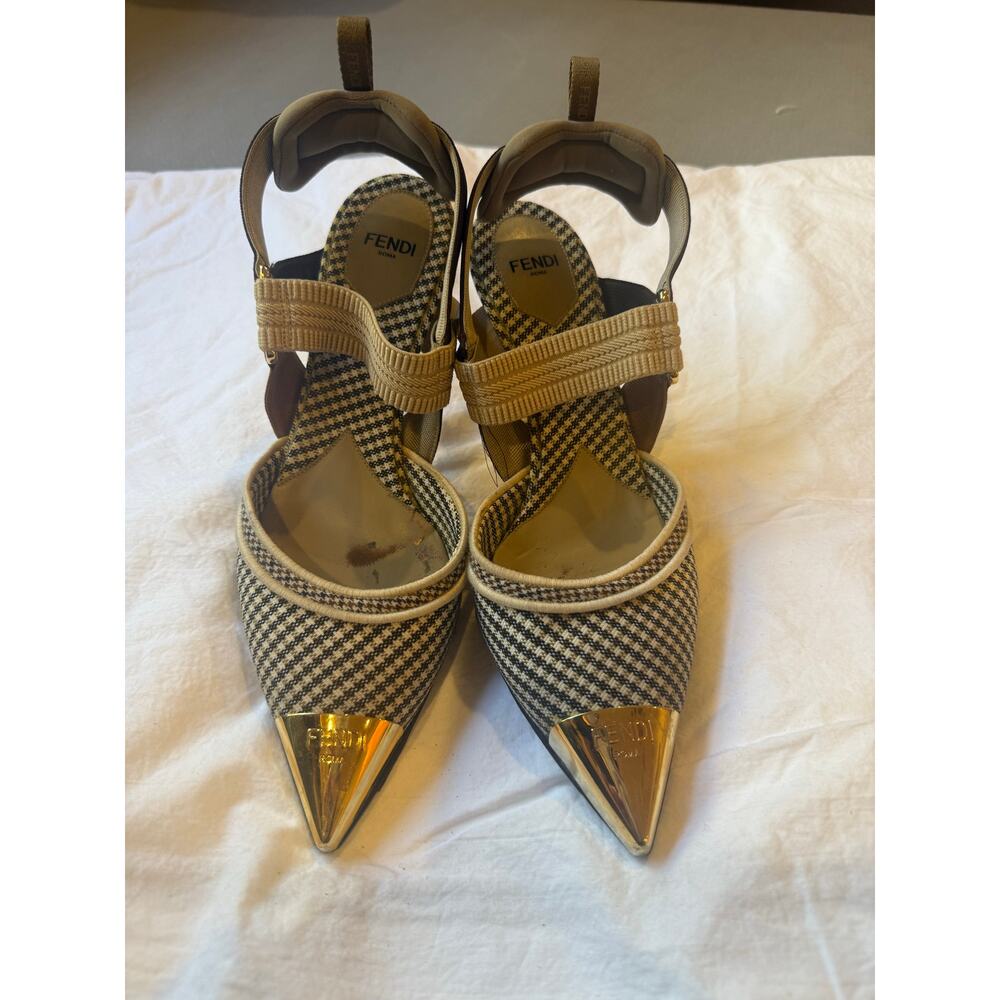 Fendi Houndstooth Slingback Heels 37.5 Gold Cap Toe Italy Designer Shoes